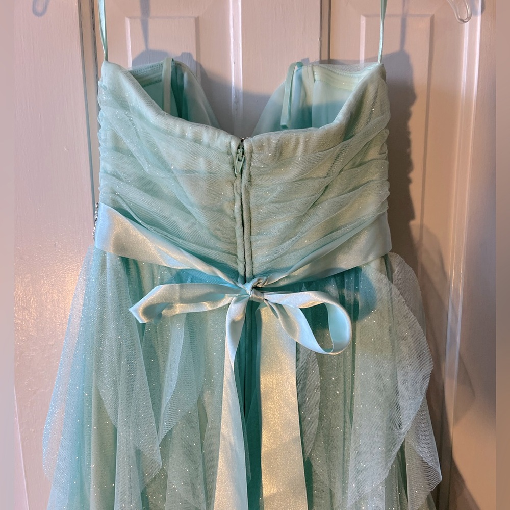 PRICE DROP!🌸 Mint Green Prom dress by (Nights by teeze me), Size 3 in Juniors. - Picture 9 of 9